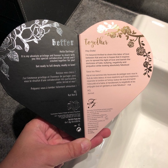LE Too Faced x Kat Von D: Better Together Palette - Picture 4 of 4